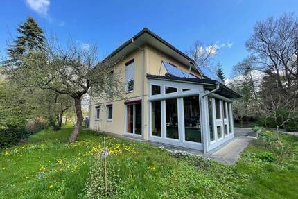 Nachhaltiges, naturverbundenes und modernes Wohnen am Rand der Dresdner Heide vereint!! Ab 31.03.2026 mietvertragsfrei und somit für Ihre eigene Nutzu - Radeberg Liegau-Augustusbad