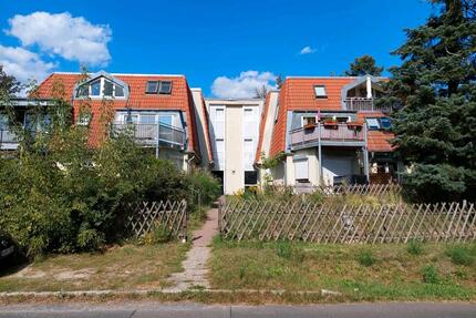 3 Zimmer DG-Wohnung in Stadtvilla mit Gartennutzung - Berlin Spandau