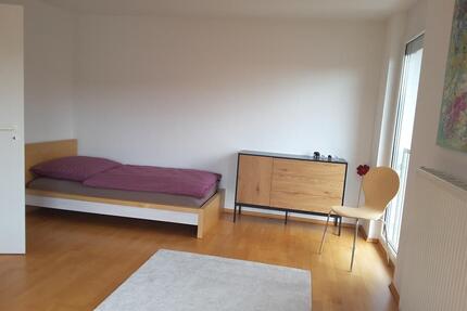Hochwertige DHH in Herrenberg-Haslach | 160 m² + 50 m² Nutzfläche