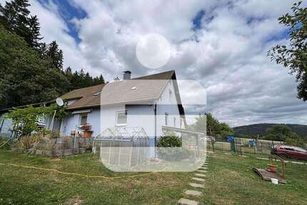 Haus zum Kaufen in Tiefenbach 149.000,00 € 127 m²
