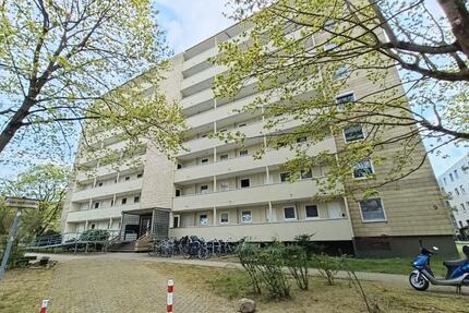 ETW am Schwarzen Berg: 3 Zimmer, saniertes Bad, Aufzug, 73m² - Braunschweig Lehndorf-Watenbüttel