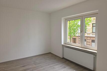Vollständig sanierte 2-Zi-Wohnung in zentraler Lage von Duisburg