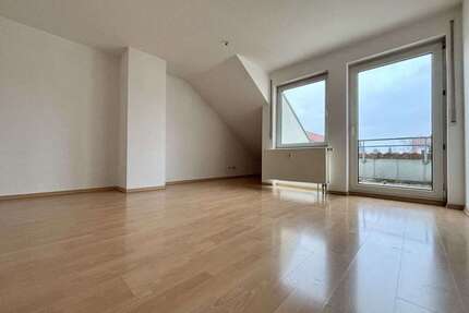 Wohnung zum Kaufen in Leipzig 180.000,00 € 95 m²