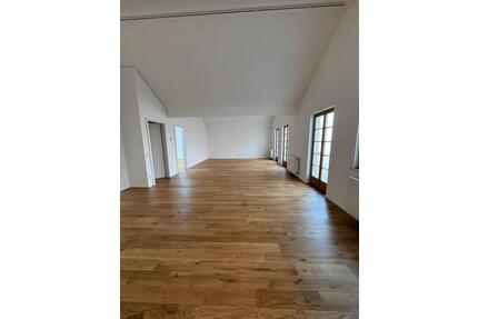 Großzügige, sanierte 2-Zimmer-Wohnung im Zentrum - Zülpich