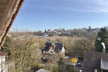 Helle Dachgeschosswohnung mit moderner Ausstattung und Weitblick - Schwalmstadt Treysa
