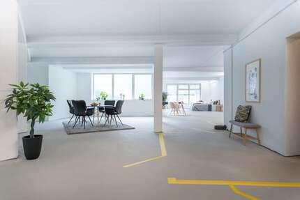 Haus zum Kaufen in Oldenburg (Oldenburg) 675.000,00 € 210 m²