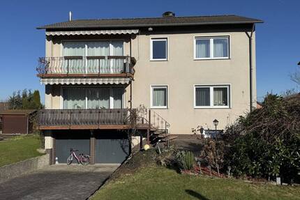 Großzügiges Ein- bis Zweifamilienhaus in gesuchter Lage in Vellmar