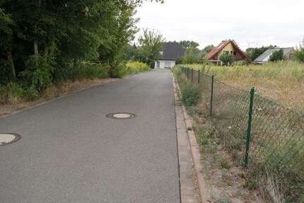 Grundstück zu verkaufen in Frankleben 154.880,00 € 1408 m²