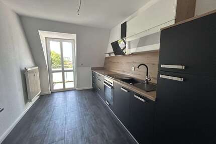 Wohnung zum Mieten in Zwickau 600,00 € 79.85 m²