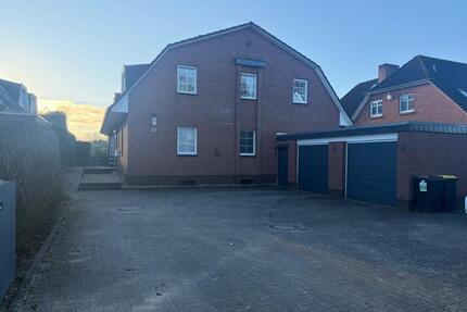 4-Zimmer-Obergeschosswohnung mit Balkon und Kamin in Kuddewörde