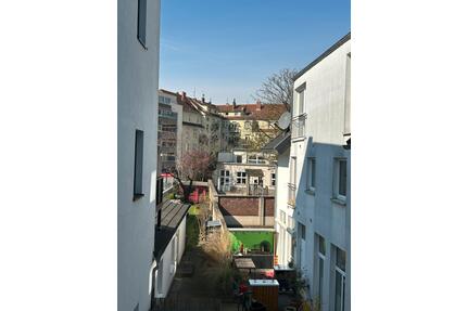 Frisch sanierte 3-Zimmer-Wohnung (ca. 72 m²) mit Gartennutzung - Köln Nippes