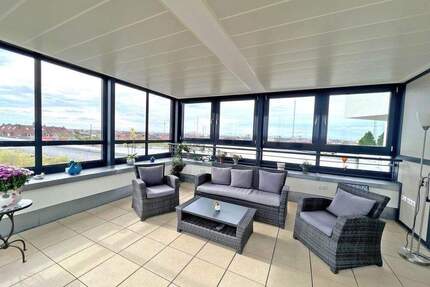 LAVIDA Nürnberg – Penthouse, 151 m², private Dachterrasse mit Wintergarten, Blick auf Kaiserburg und Altstadt