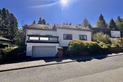 Haus zum Kaufen in Taunusstein 895.000,00 € 355 m²