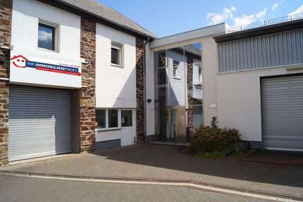 Büro in Waldsolms 2.900,00 € 330 m²