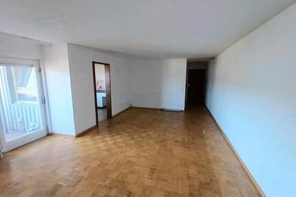 Toplage am Marktplatz: Frisch sanierte 2-Zimmer-Wohnung - Göppingen