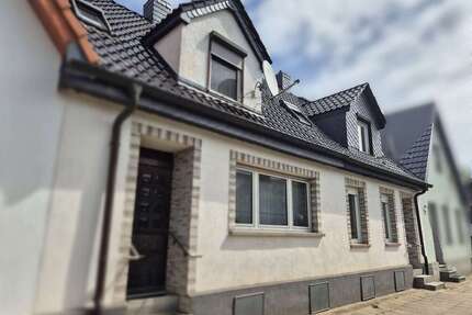 Haus zum Kaufen in Aken 110.000,00 € 95 m²