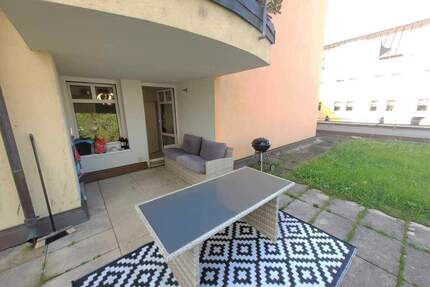 Schick modernisierte + superhelle 2-ZW im Zentrum Lörrach + Grossterrasse + TG-Stellplatz. Es gibt nebenan 2 weitere Wohnungen