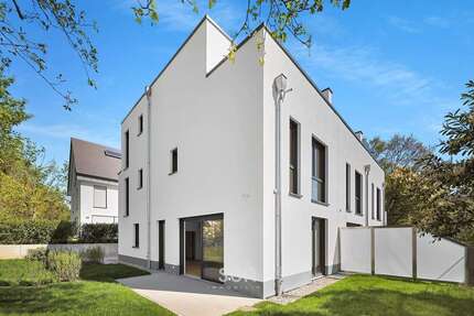 Haus zum Mieten in Bad Homburg vor der Höhe 3.000,00 € 147 m²