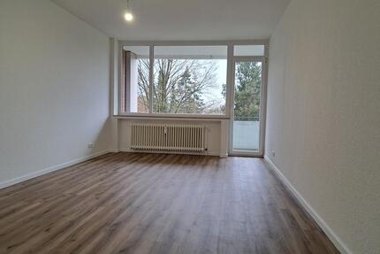 Modernisierte 2 Zimmerwohnung zur Miete - Wentzel Dr. - Norderstedt Friedrichsgabe