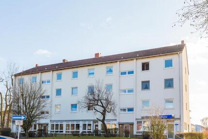 Zuhause ist: wohlfühlen in Ihrer frisch renovierten Wohnung: 3-Zimmer-Wohnung mit Balkon - Bremen Huchting