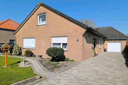 Einfamilienhaus in Ditzum - 349.999,00&nbsp;EUR Kaufpreis, ca.&nbsp; 160,00&nbsp;m&sup2; in Jemgum (PLZ: 26844)