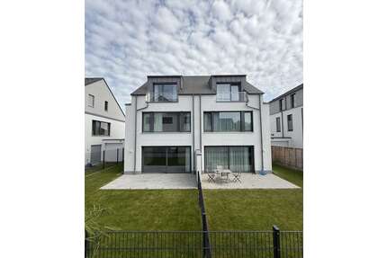 Haus zum Mieten in Bad Homburg 3.850,00 € 185 m²