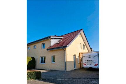 Doppelhaushälfte - Wohnen in Sande, Spielstraße und Sackgasse - Paderborn Elsen