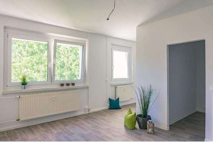 Wohnung zum Mieten in Chemnitz 195,00 € 31.79 m²