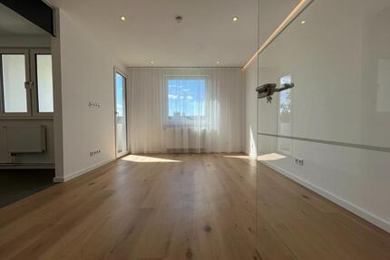 Erstbezug nach Sanierung: Moderne 3-Zimmer-Wohnung - Duisburg Ruhrort