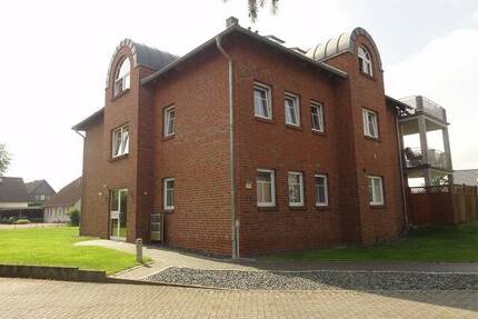 Charmante Dachgeschosswohnung in zentraler Lage von Wietze zu vermieten!