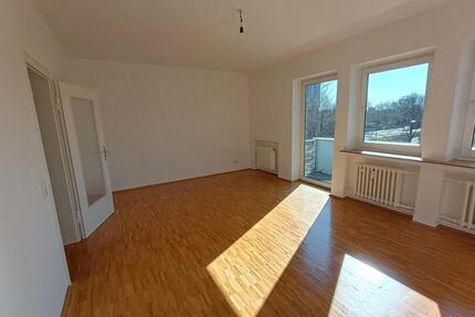 Wohntraum mit Aussicht: 74 m² mit Parkett, Balkon und Domblick-Feeling in Dortmund