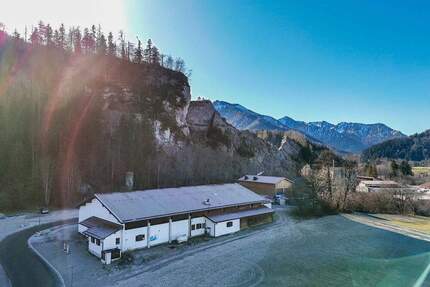 Gewerbe und Wohnen... - 1.350.000,00&nbsp;EUR Kaufpreis, in Fischbachau (PLZ: 83730)