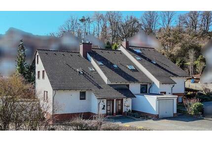 Seltene Gelegenheit in Ockershausen | 2 Wohneinheiten, Garten & Garage - Marburg