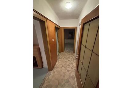 2ZKB zu Vermieten in Asslar - 700,00&nbsp;EUR Kaltmiete, ca.&nbsp; 60,00&nbsp;m&sup2; in Aßlar (PLZ: 35614)
