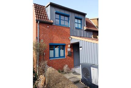 Energieeffizientes Reihenendhaus im skandinavischen Stil - Kiel Elmschenhagen