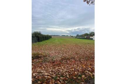 Großzügiges Grundstück mit Panoramablick ins Grüne - Neuhausen/Spree Gablenz