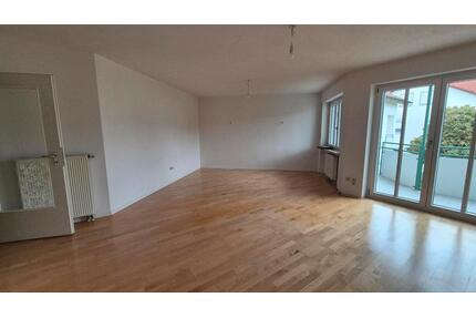 2-Zimmer-Wohnung in Altötting, 83 m2, 1. OG, zu vermieten