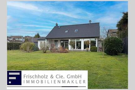 Exklusives Einfamilien-Haus in bevorzugter Wohnlage von Kierspe!