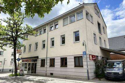 Alles neu macht der Mai - Modernisierte City-Wohnung nahe dem Kelternplatz - Metzingen