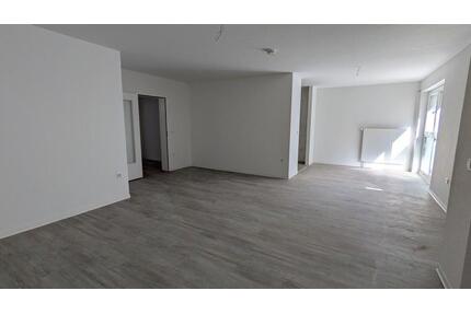 Perfekt für Ihre Familie; 4-Zimmer-Whg. im EG mit Terrasse - Breisach am Rhein
