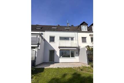 Haus zum Mieten in Hofheim-Wallau 1.790,00 € 125 m²