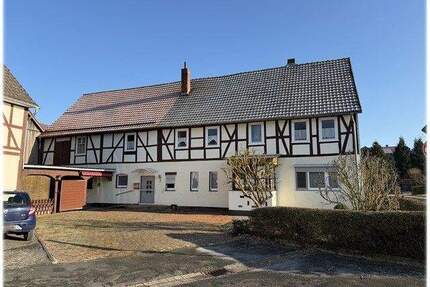 Historischer Charme mit viel Platz und Potenzial - ideal für Familien und kreative Köpfe! - Twistetal Ober-Waroldern