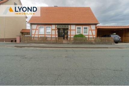 Ruhige Lage! Charmantes Fachwerkhaus mit Garten in Diemelstadt-Hesperinghausen!