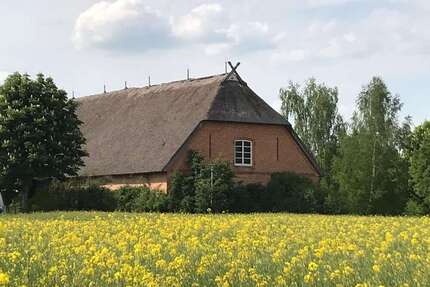 Grundstück zu verkaufen in Gielow 349.000,00 € 3529 m²