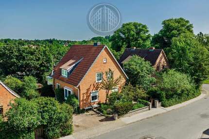 Haus zum Kaufen in Lüneburg 495.000,00 € 185 m²
