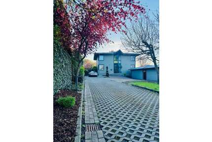 Haus zum Kaufen in BAD OEYNHAUSEN 975.000,00 € 210 m²