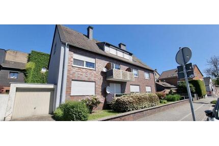 Schöne 3,5 Zimmer Wohnung mit Balkon und Einbauküche - Castrop-Rauxel Deinighausen