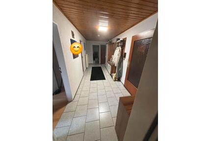 Mietwohnung - 600,00&nbsp;EUR Kaltmiete, ca.&nbsp; 92,00&nbsp;m&sup2; in Volkmarsen (PLZ: 34471)