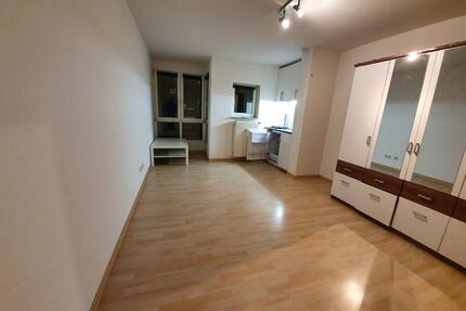 1-Zimmer Wohnung im 2. OG mit Aufzug in Nürnberg-Maxfeld