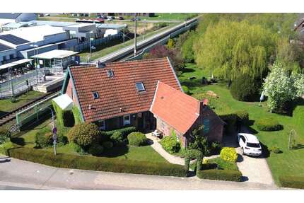 Haus zum Kaufen in Brake 240.000,00 € 144 m²